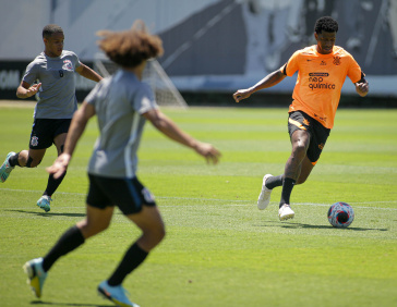 Pedro, Biro e Gil em a��o na atividade realizada no CT