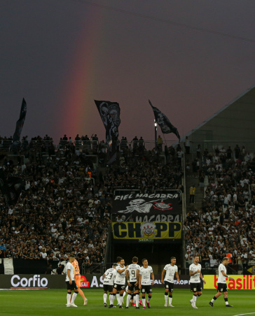 Elenco do Corinthians antes do confronto diante o Santo Andr�