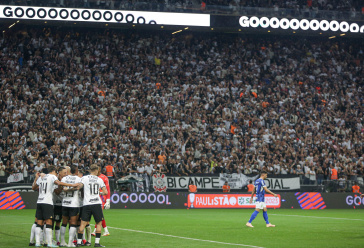 Fiel comemorando gol do Corinthians
