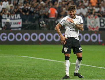 Yuri Alberto na comemora��o de um dos seus gols marcados