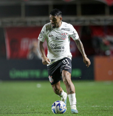 Matheus Bidu foi titular contra o Argentinos Juniors