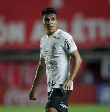 Roni contra o Argentinos Juniors