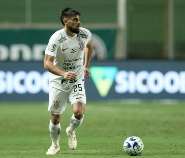 Bruno M�ndez foi titular na partida contra o Am�rica Mineiro