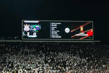 Neo Qu�mica Arena registrou o pior p�blico do ano no jogo contra o Liverpool, do Uruguai