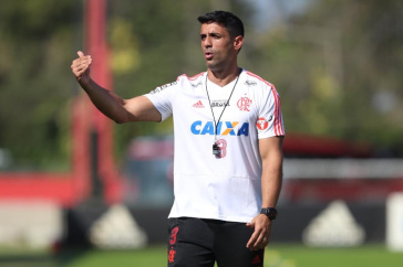 Diogo trabalhou no Flamengo e no Sport no Brasil