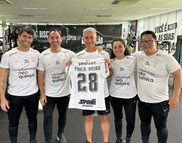 Paulo Vieira com colegas de Corinthians nos ltimos anos