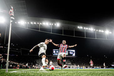 Fagner durante jogo do Corinthians contra o S�o Paulo