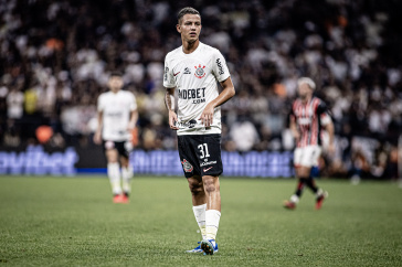Kayke durante jogo do Corinthians contra o S�o Paulo
