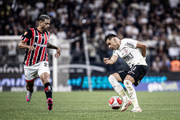Romero durante jogo do Corinthians contra o S�o Paulo