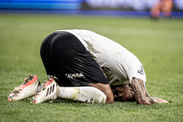 Yuri Alberto se lamentando durante cl�ssico entre Corinthians e S�o Paulo
