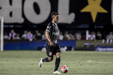 Mat�as Rojas em a��o contra o Santos pelo Paulist�o