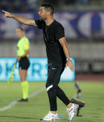 Ant�nio Oliveira em a��o contra o Cianorte na Copa do Brasil