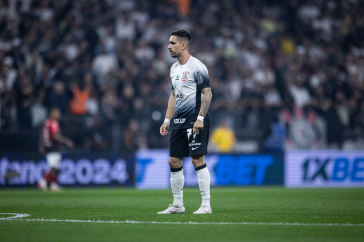 Igor Coronado em a��o contra o Vit�ria pelo Brasileir�o