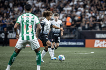 Guilherme Biro em a��o durante Corinthians e Juventude