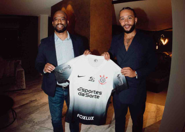 Memphis foi anunciado pelo Corinthians nesta segunda-feira