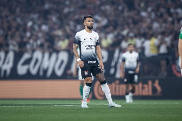 Raniele durante jogo do Corinthians contra o Juventude