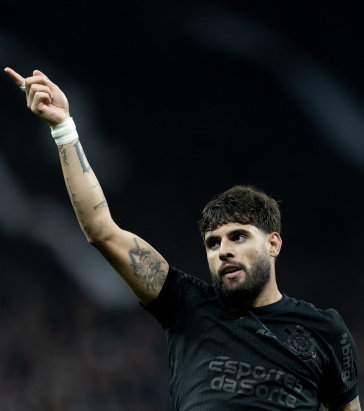 Yuri Alberto comemora gol