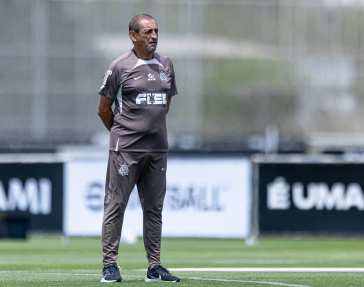 Ram�n Diaz em treinamento no CT