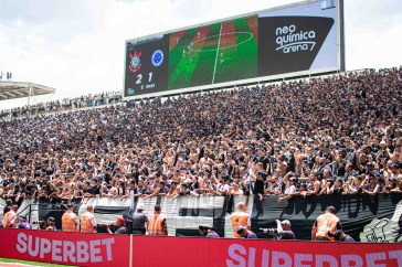 Torcida do Corinthians na Neo Qu�mica Arena