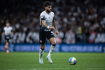 Yuri Alberto em campo durante jogo do Corinthians contra o Bahia