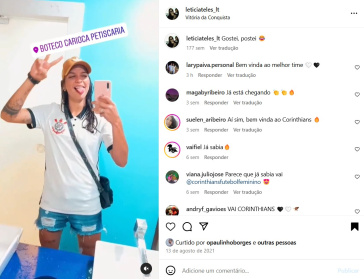 Leticia Teles com a camisa do Corinthians em 2021