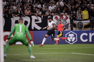 Yuri Alberto no duelo diante da Universidad Central pela Libertadores