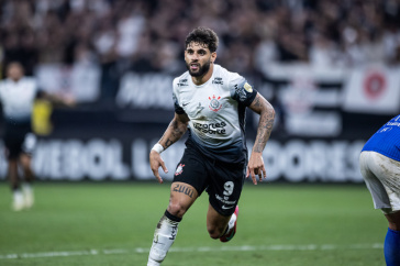 Yuri Alberto no seu segundo gol no duelo diante da UCV pela Libertadores