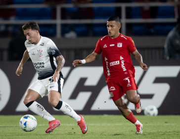 Ryan em a��o durante jogo do Corinthians contra o Am�rica de Cali