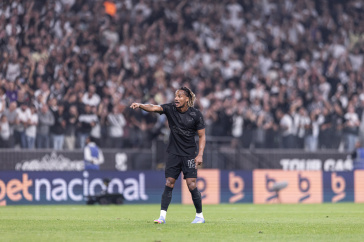 Andr� Carrillo pelo Corinthians em Itaquera
