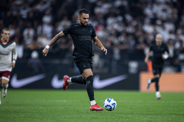 Raniele em campo pelo Corinthians em Itaquera