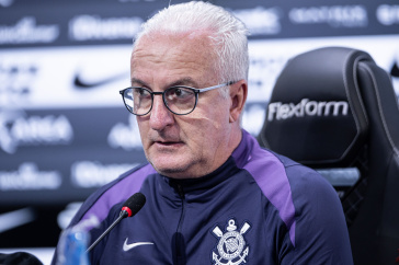 Corinthians realiza coletiva de apresenta��o de Dorival J�nior