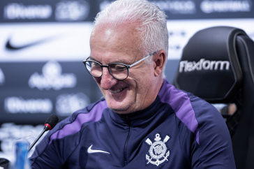 Dorival � oficialmente apresentado e inicia sua jornada no Parque S�o Jorge