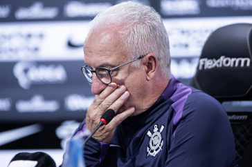 Dorival J�nior inicia ciclo no comando t�cnico do Corinthians