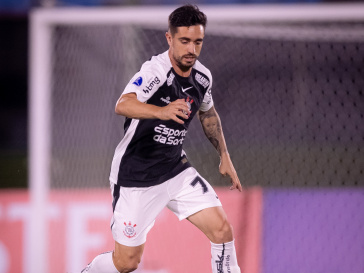 Igor Coronado em a��o durante jogo do Corinthians contra o Racing-URU