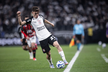 Breno Bidon durante jogo do Corinthians contra o Vit�ria
