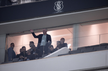 Carlo Ancelotti nos camarotes da Neo Qu�mica Arena