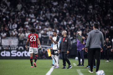Gui Neg�o em estreia pelo profissional do Corinthians