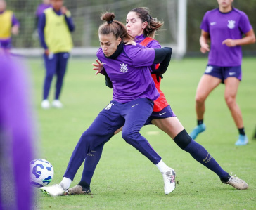 Ariel Godoi e Erika durante treino do Corinthians