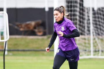 Gabi Zanotti em apresenta��o de treino do Corinthians