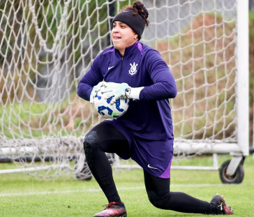 Lel� durante treino do Corinthians