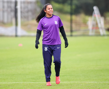 Vic Albuquerque em treinamento do Corinthians