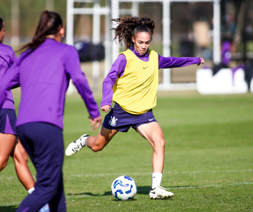 Juliana Passari em treinamento do Corinthians
