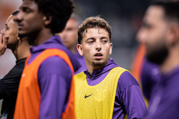Ryan no aquecimento antes do D�rbi no Allianz Parque pela Copa do Brasil