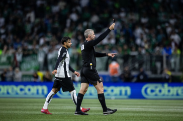 Anderson Daronco foi o juiz que apitou a decis�o entre Corinthians e Palmeiras na Copa do Brasil
