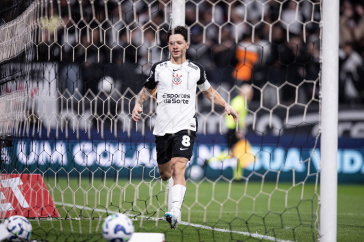 Rodrigo Garro comemora o gol anulado contra o Bahia