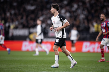 Rodrigo Garro foi o cap9it�o do Corinthians em derrota para o Bahia no Campeonato Brasileiro