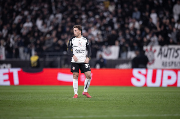 Ryan refor�a a equipe do Corinthians em segundo tempo contra o Bahia
