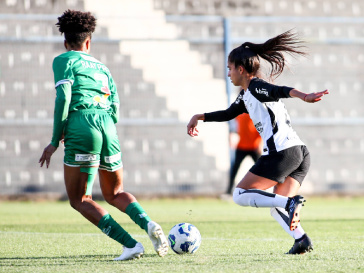 Eudimilla em a��o contra o Juventude pela Copa do Brasil Feminina