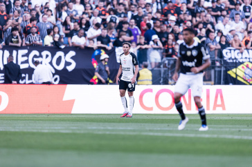 Dieguinho durante jogo do Corinthians contra o Botafogo
