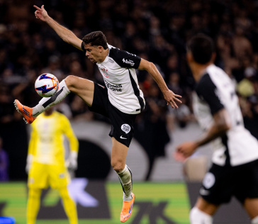 Gabriel Paulista em a��o no D�rbi